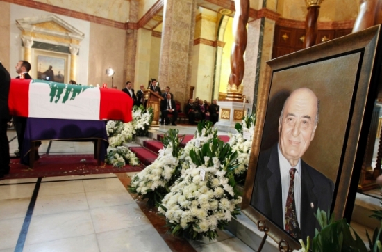 صور من جنازة الفنان وديع الصافي