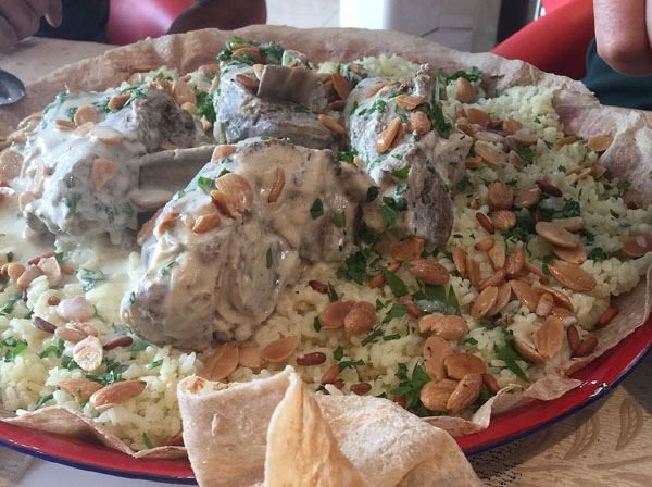 طريقة عمل المنسف الاردني بالجميد مع لحم الغنم
